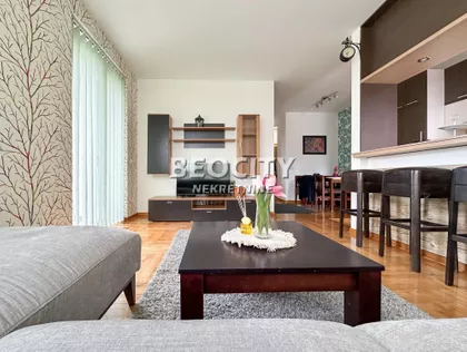 Autokomanda | 4zida.rs