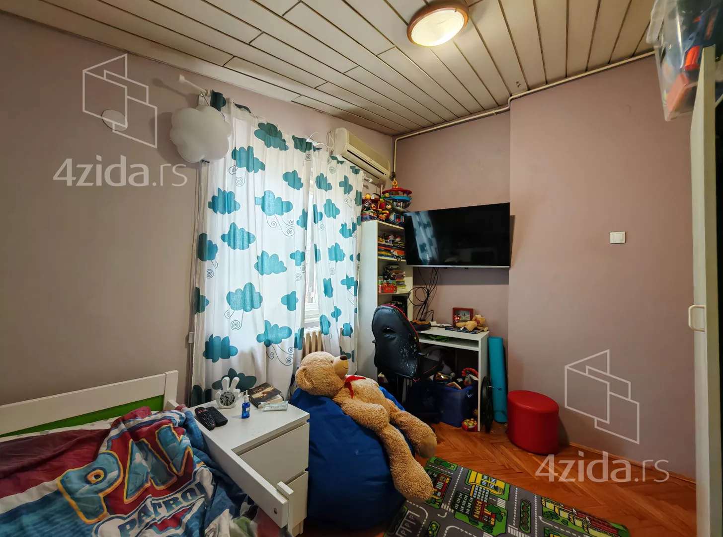 Troiposoban stan | 4zida