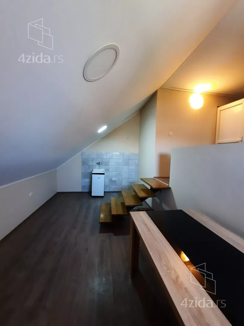 4-etažna kuća | 4zida