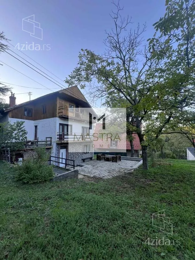 Kuća | 4zida