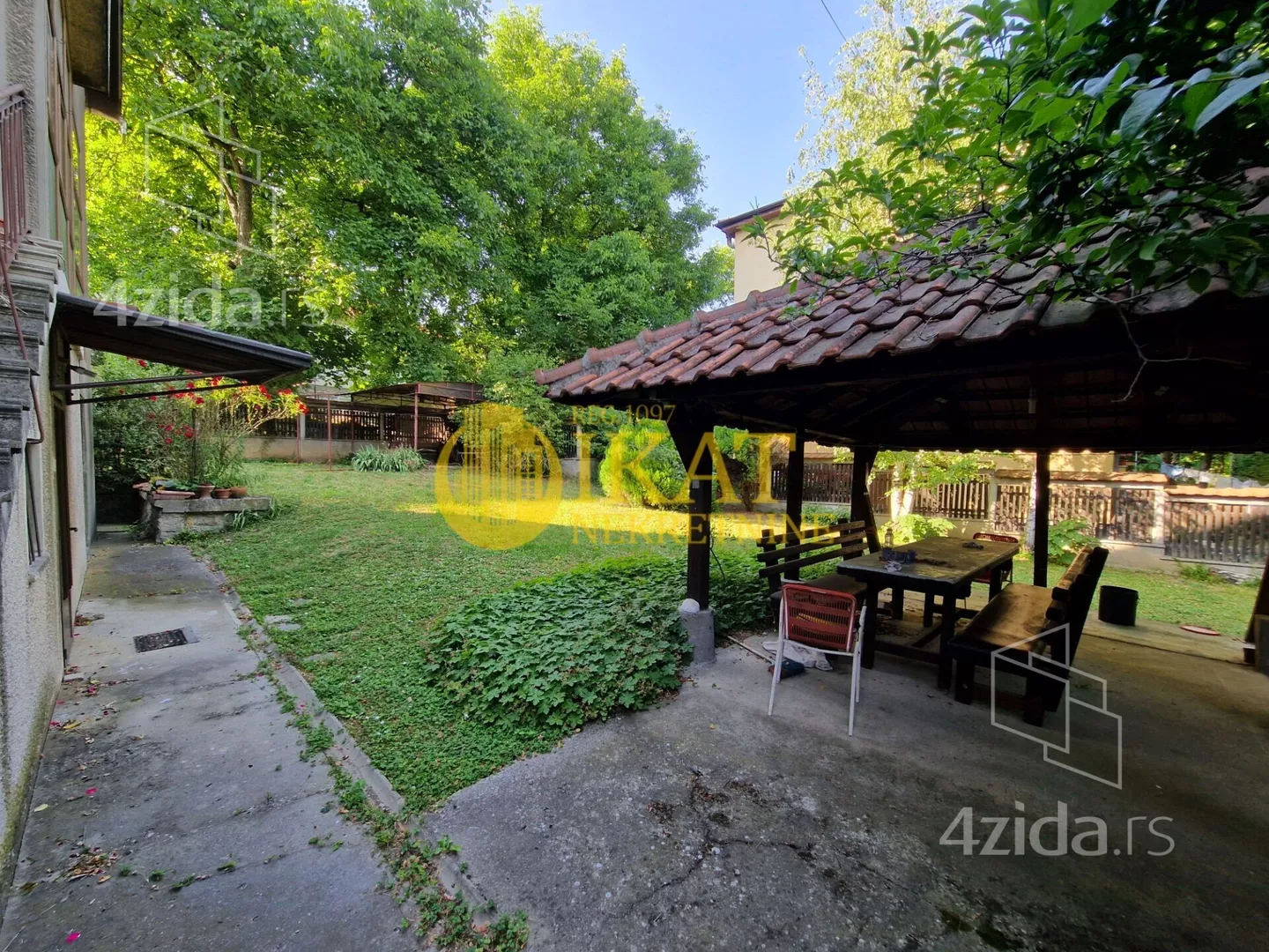 3-etažna kuća | 4zida