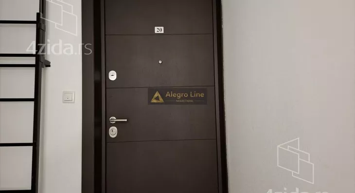 Četvorosoban stan | 4zida