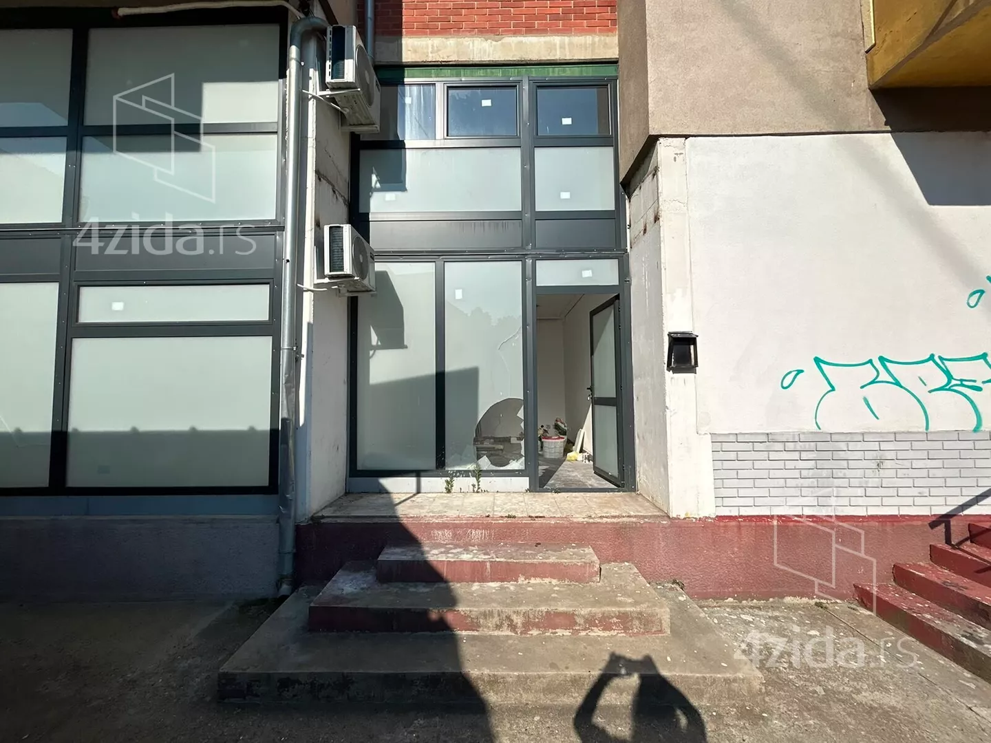 Poslovni prostor | 4zida