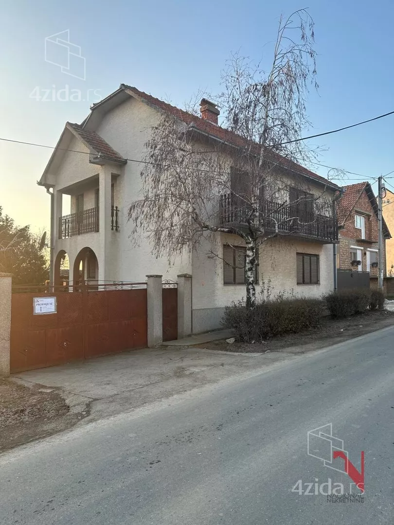 Kuća | 4zida