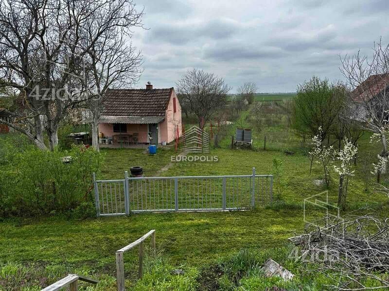 House in Zrenjanin, Lesnina, MZ Dositej Obradović