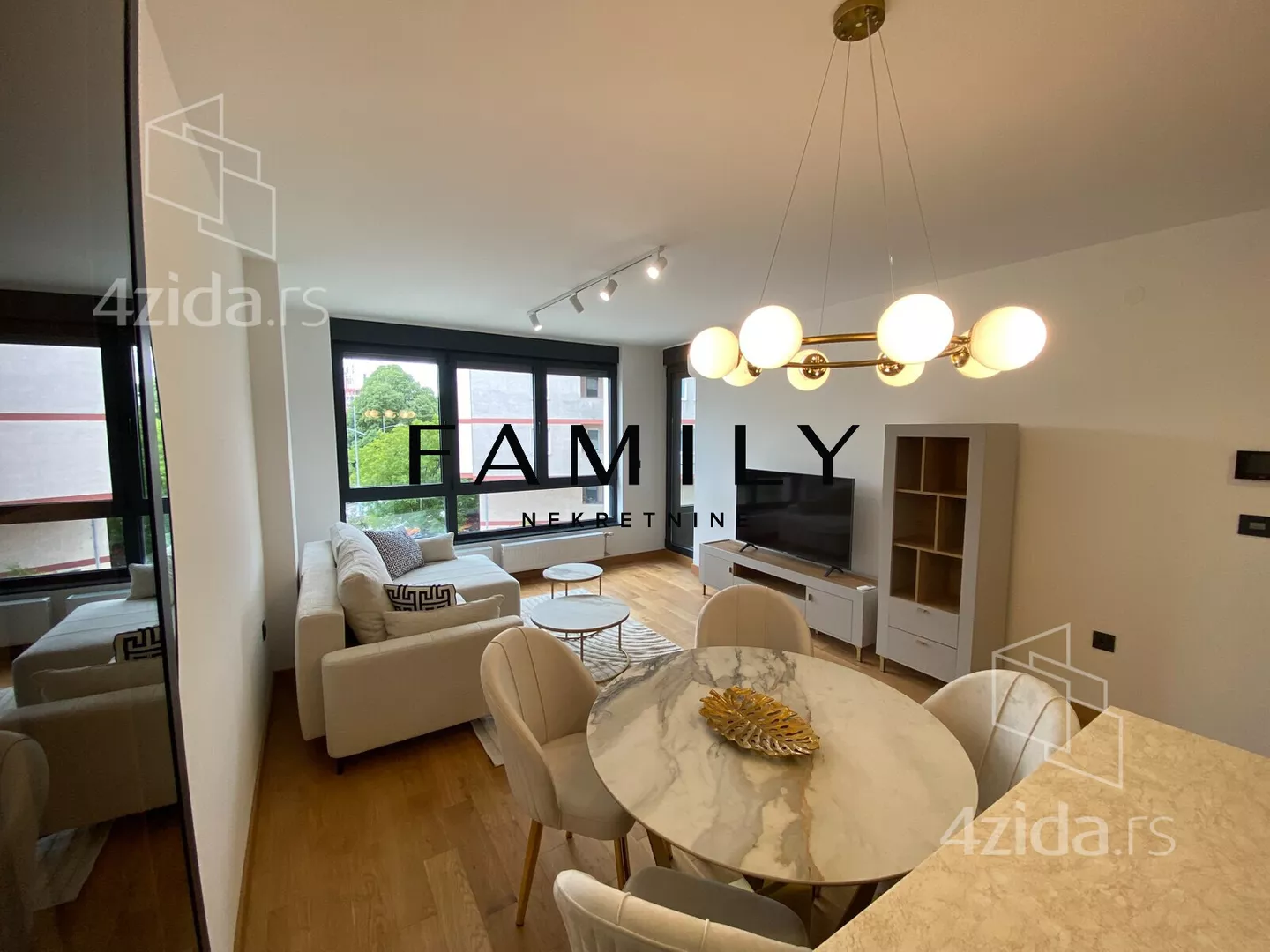 Trosoban stan | 4zida