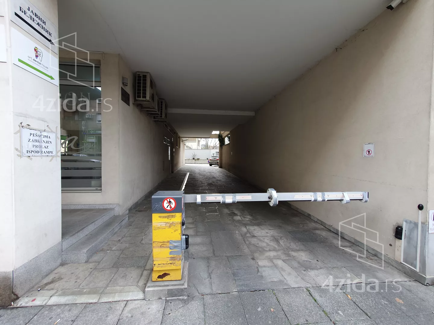 Parking | 4zida