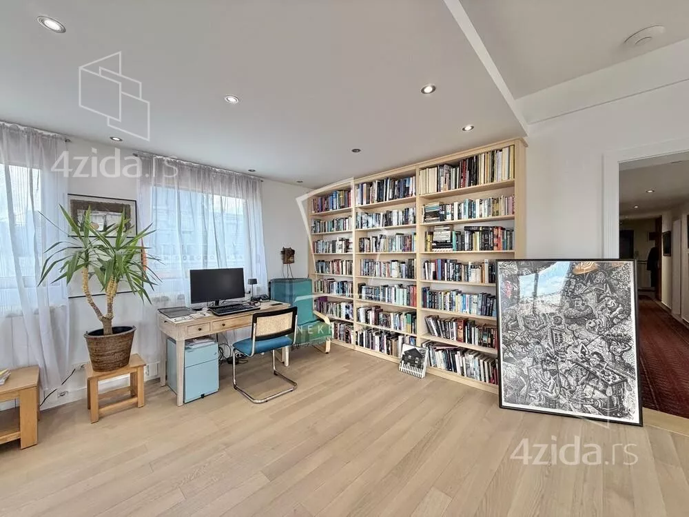 Četvoroiposoban stan | 4zida