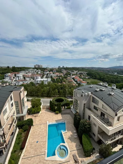 Pivljanina Baja | 4zida.rs