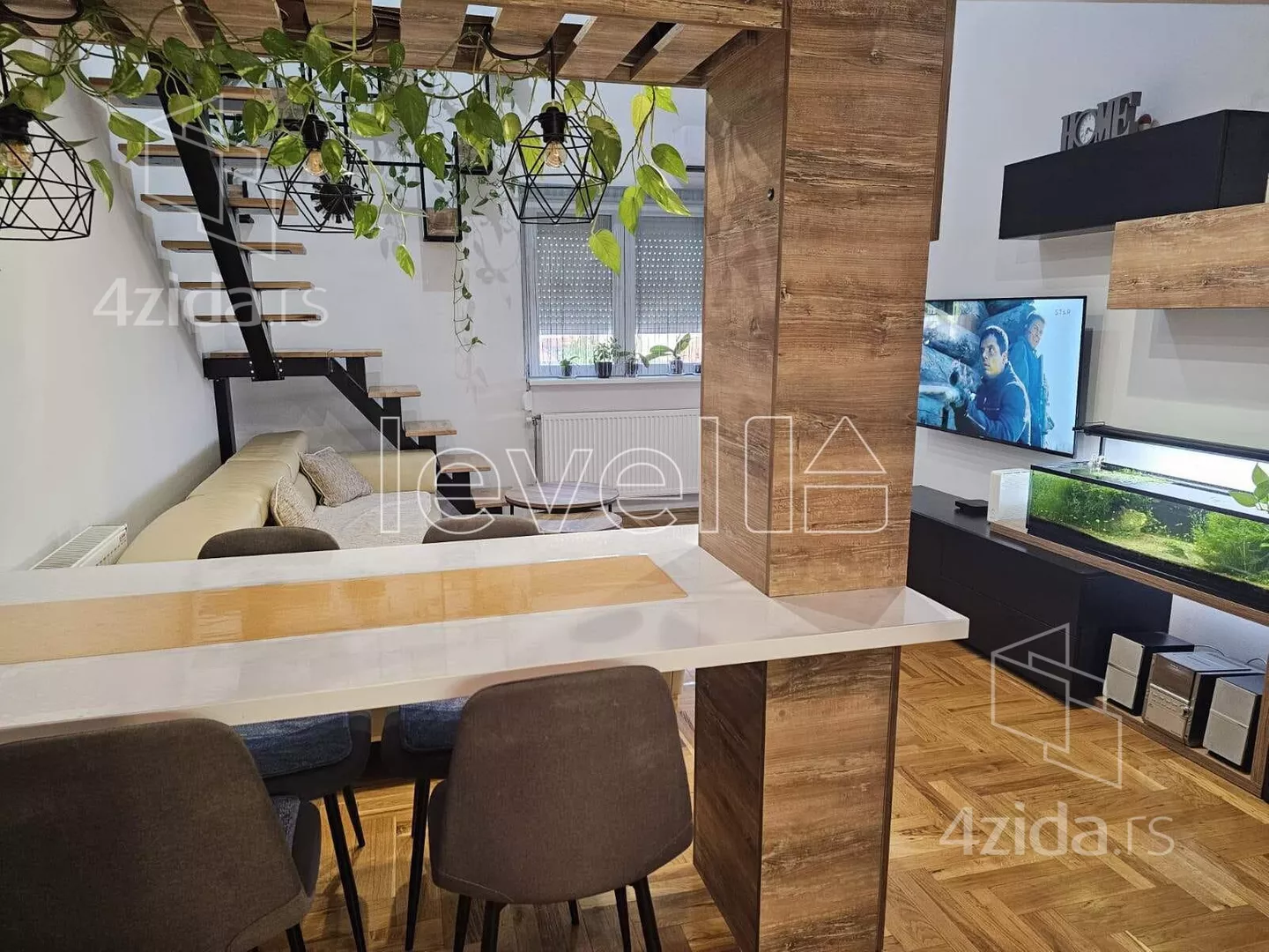 Troiposoban stan | 4zida