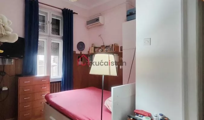 Šestosoban stan | 4zida