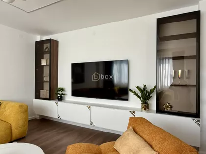 Dom Zdravlja | 4zida.rs