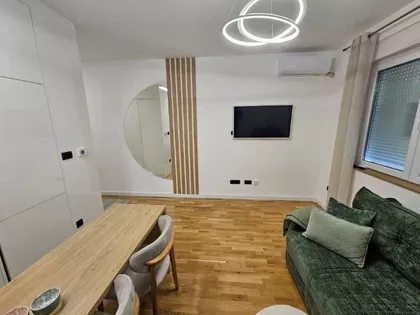 Nemanjina | 4zida.rs