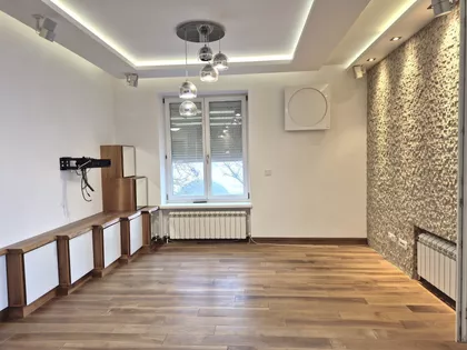 Cara Iraklija | 4zida.rs