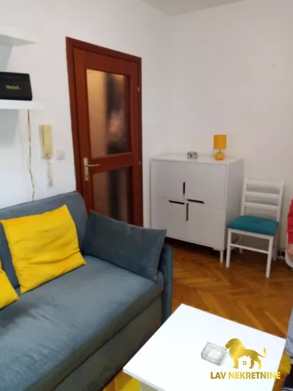 JANKA VESELINOVIĆA | 4zida.rs