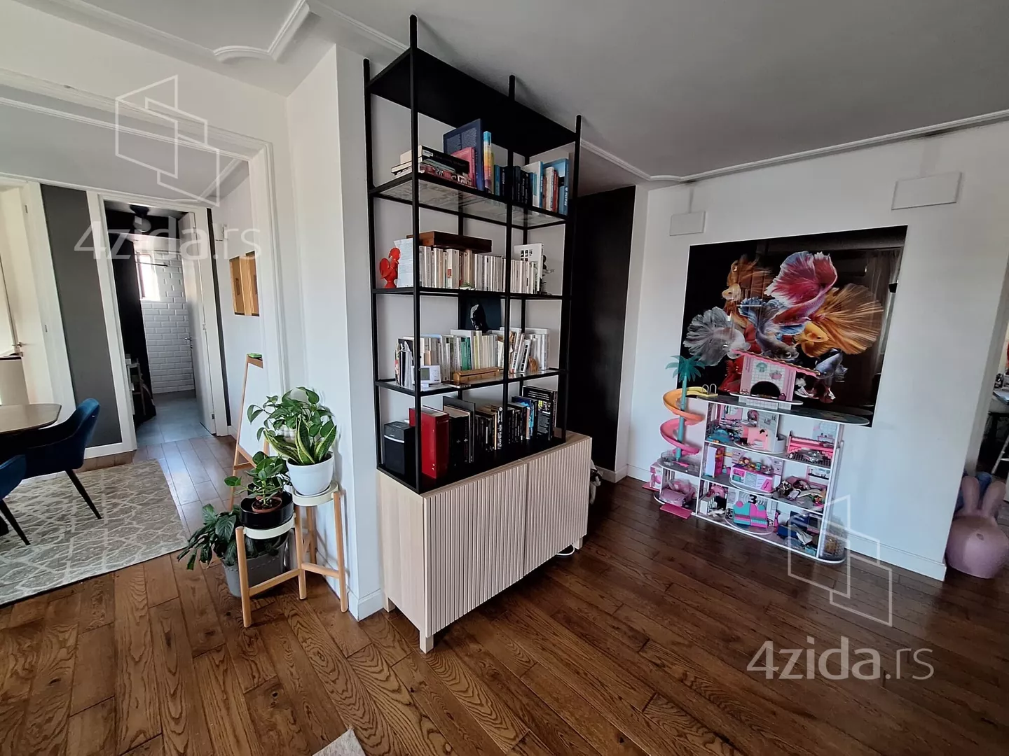 Četvoroiposoban stan | 4zida