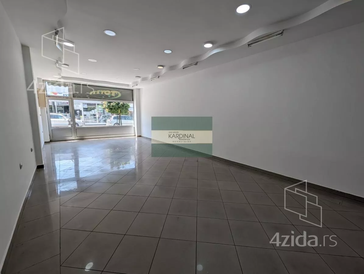Poslovni prostor | 4zida