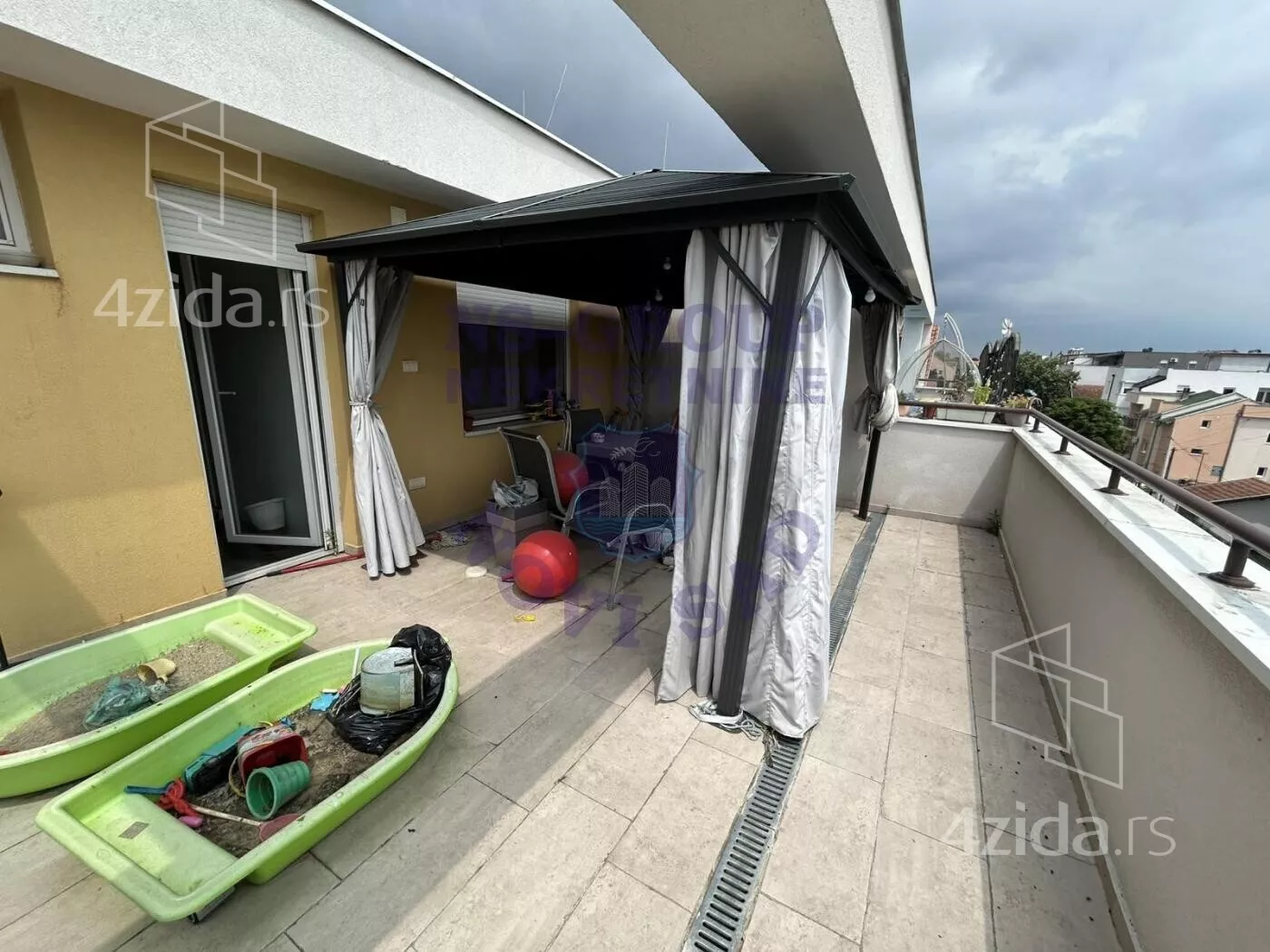 Četvorosoban stan | 4zida