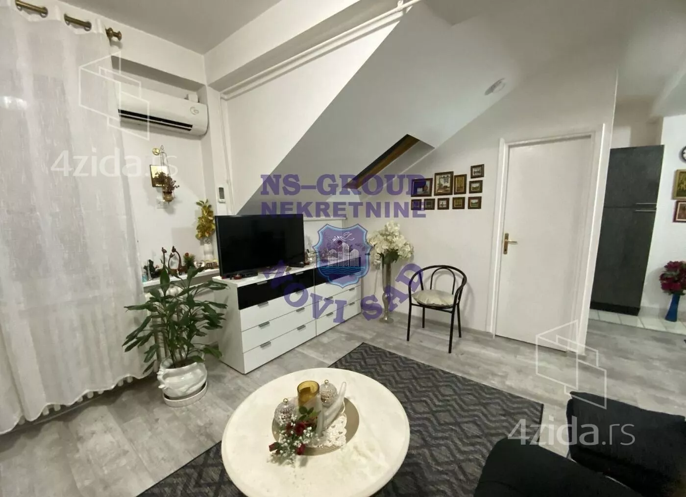 Troiposoban stan | 4zida