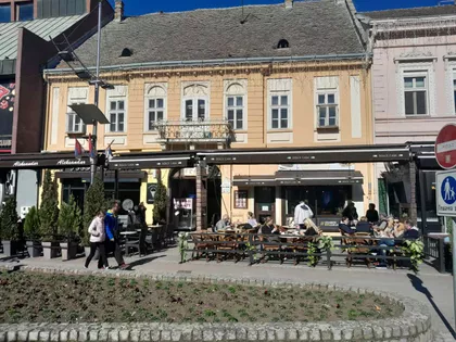 Trg Svetog Stefana 30 | 4zida.rs