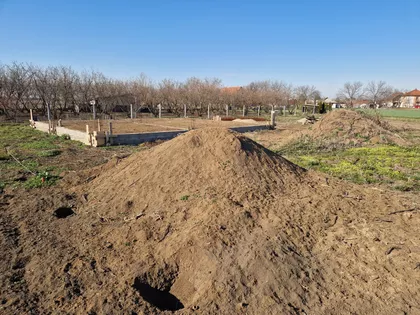 Prilivak Jakovo, Prilivak 2 | 4zida.rs