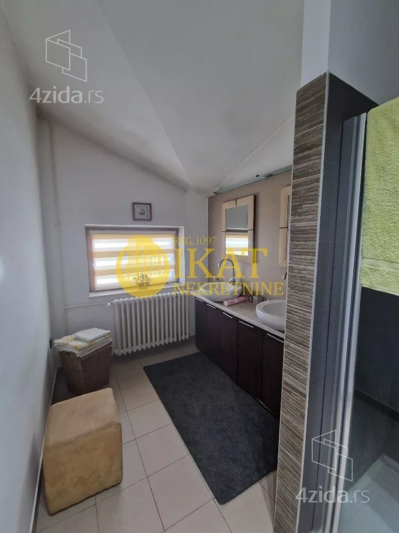 4-etažna kuća | 4zida