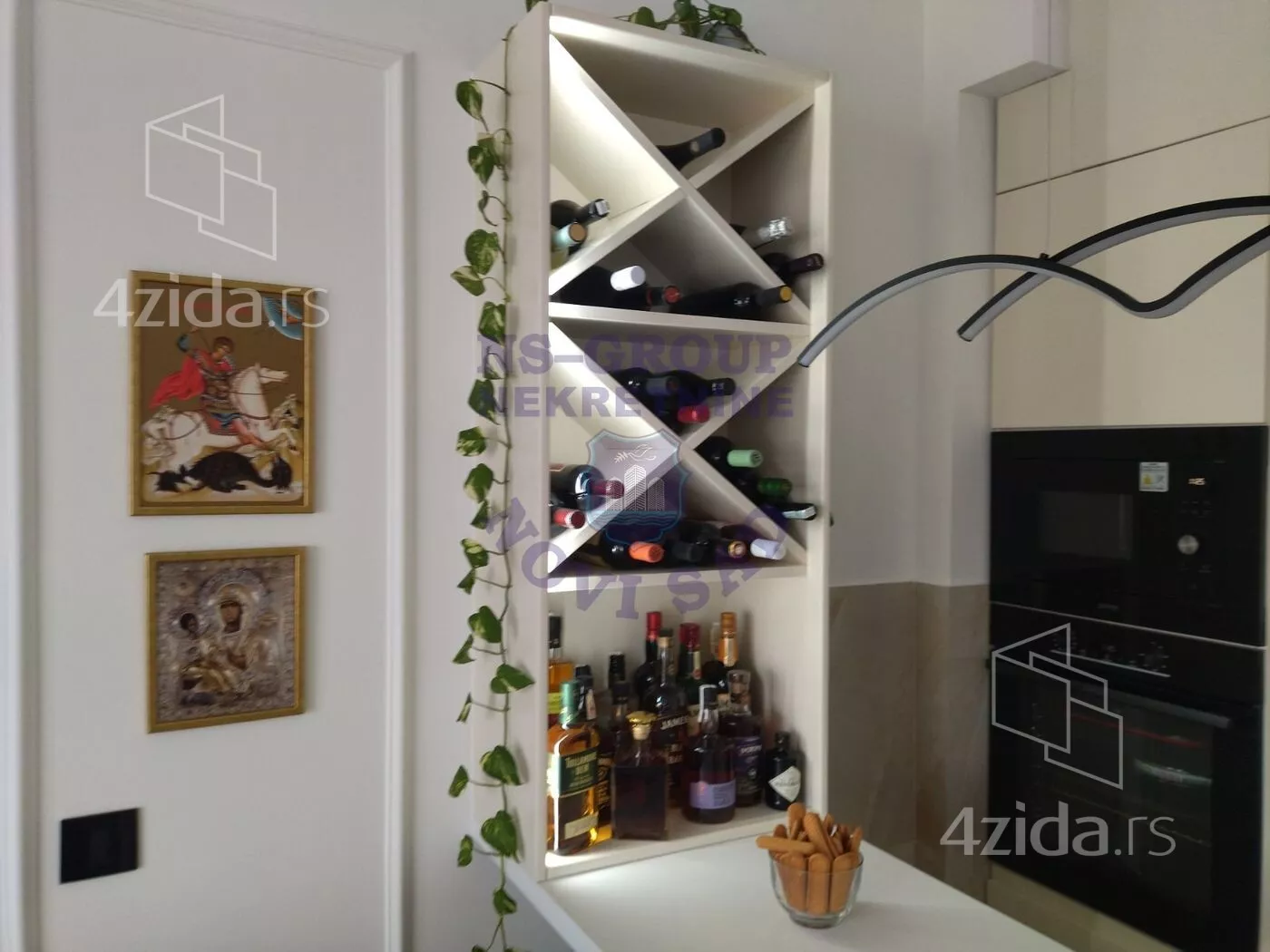 Četvorosoban stan | 4zida