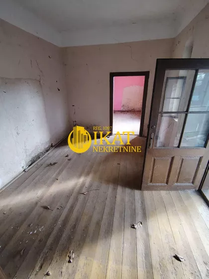 Jovana Rajića | 4zida.rs