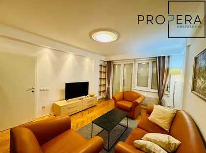 Obrenovićeva | 4zida.rs