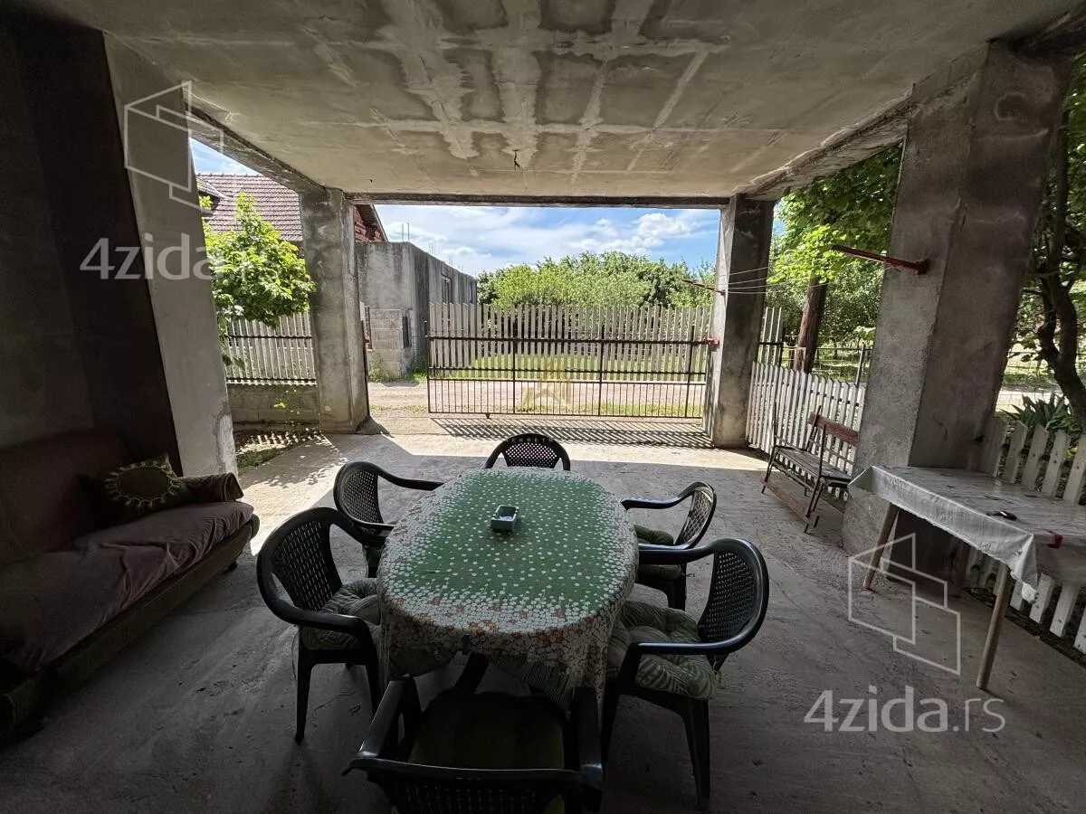 Kuća | 4zida