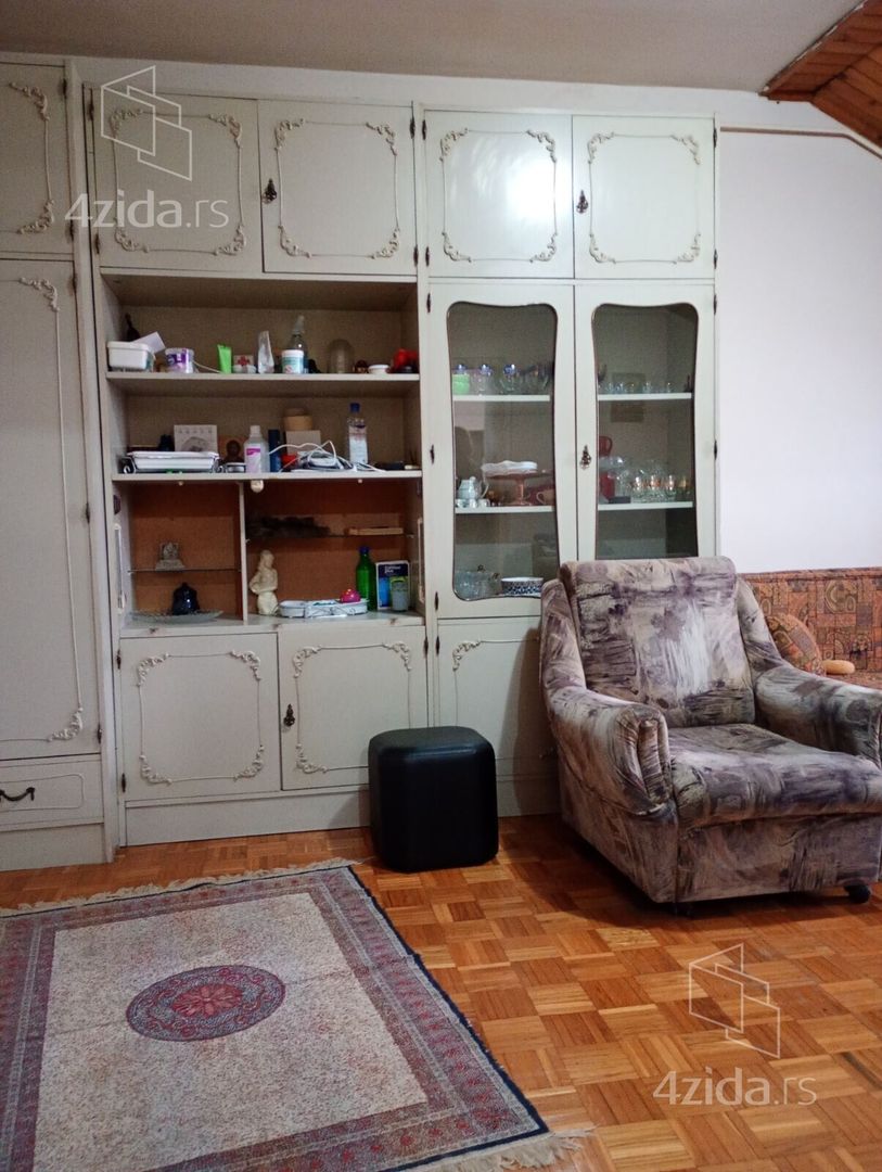 Apartment in Kruševac, Kolonija, Rasinski upravni okrug