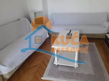 Trg 14. oktobra | 4zida.rs