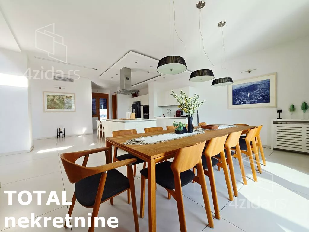 Sedmosoban stan | 4zida