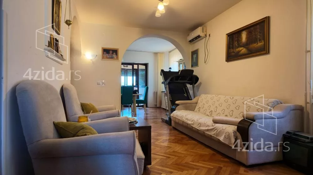 Kuća | 4zida