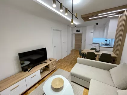 Karađorđeva 87 | 4zida.rs