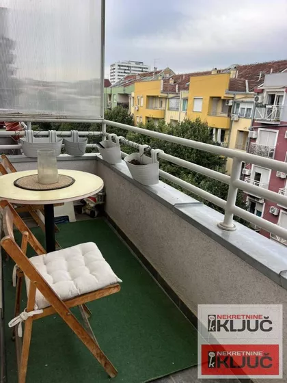 Grbavica | 4zida.rs
