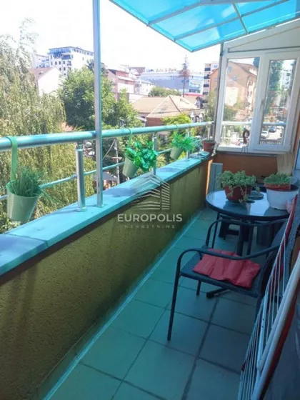 Učiteljsko Naselje | 4zida.rs