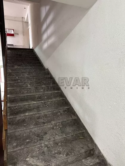 9. oktobra | 4zida.rs