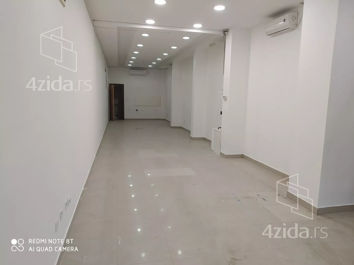 Lokal | 4zida