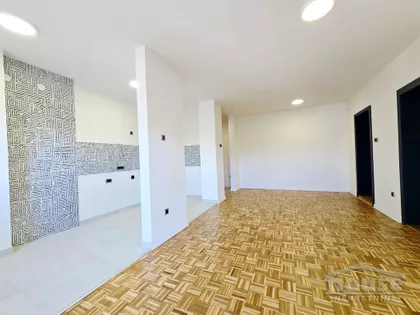 Cara Dušana | 4zida.rs