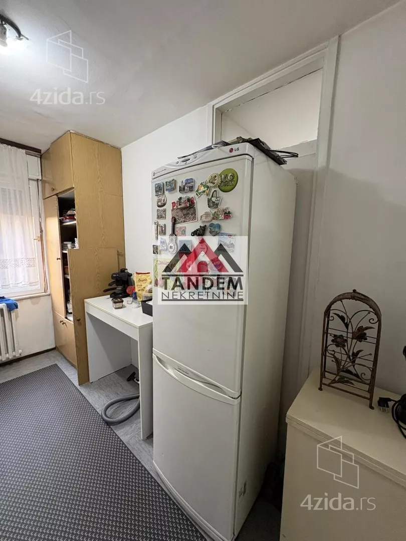 Četvoroiposoban stan | 4zida