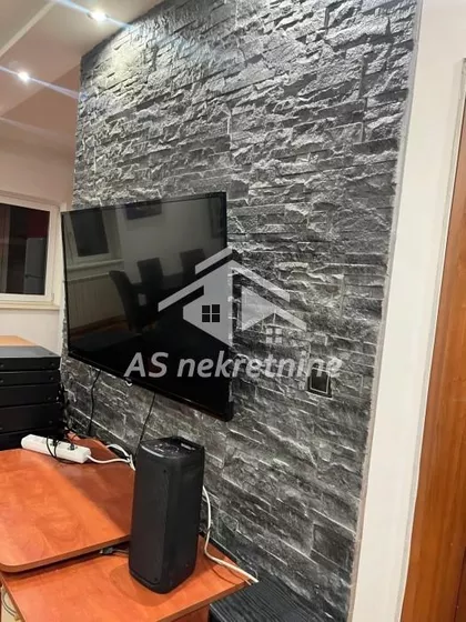 Učiteljsko Naselje | 4zida.rs