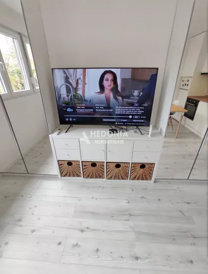 Ivice Devčića | 4zida.rs