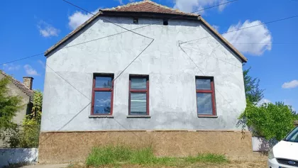 Jon Luka Karađale 38 | 4zida.rs