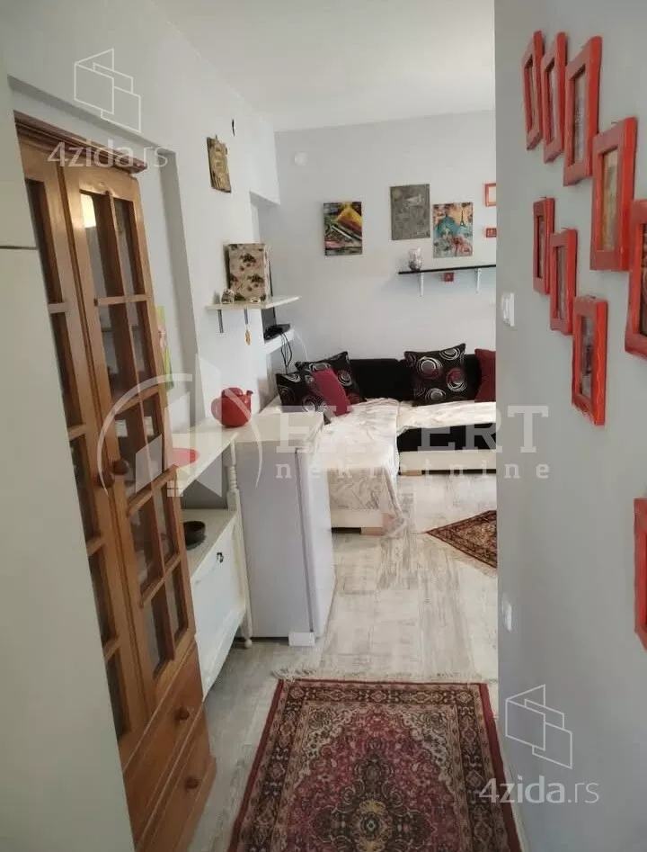 Garsonjera | 4zida