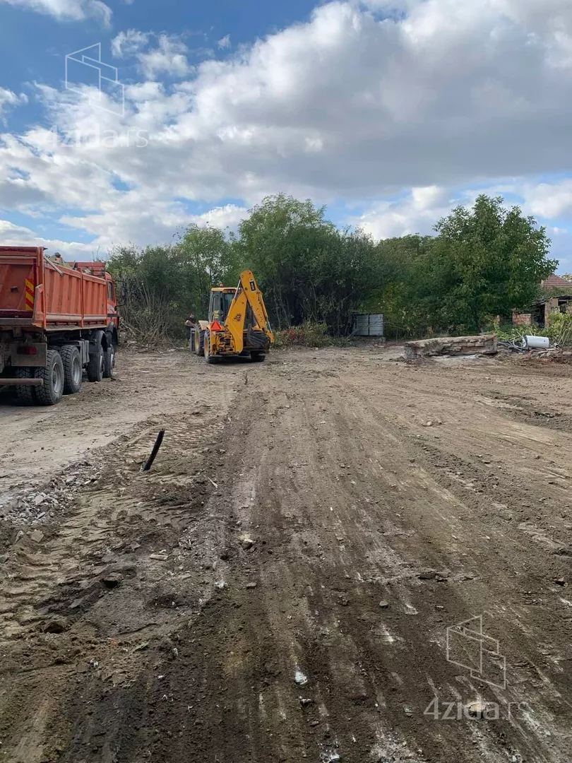 Građevinsko zemljište | 4zida