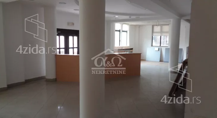 Poslovni prostor | 4zida