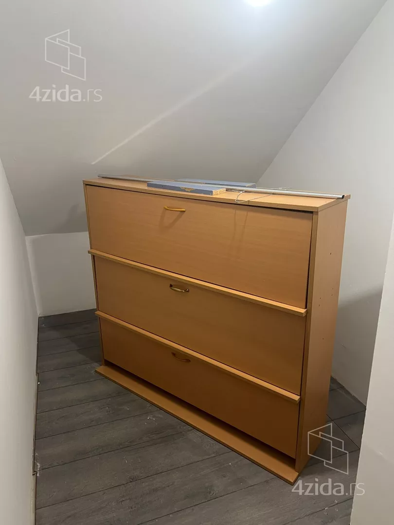Troiposoban stan | 4zida