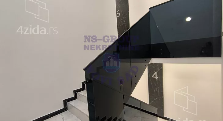 Petosoban stan | 4zida