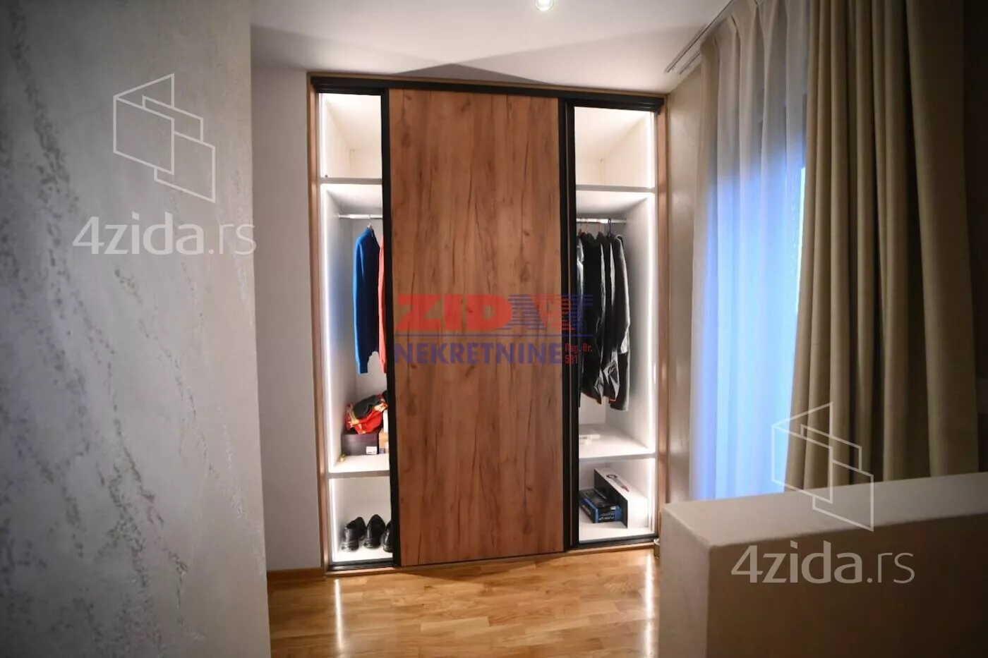 Troiposoban stan | 4zida